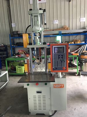 PT-450D VERTICALE  Vertical Sliding Table Plastic Injection Machine