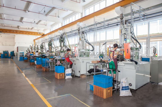 VERTICAL Vertical Injection Molding Machine Injection Making Machinery For Plugs