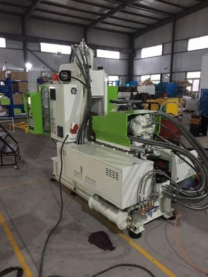 High Efficiency C VERTICAL Vertical Plastic Injection Molding Machine