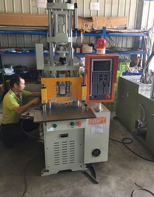 VERTICAL MINI Automatic Servo Plastic Injection Molding Machine Make 55ton Toothpick