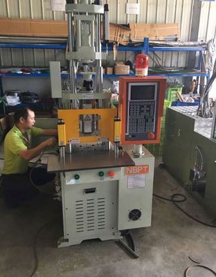 VERTICAL 15t Micro Vertical Plastic Injection Molding Machine